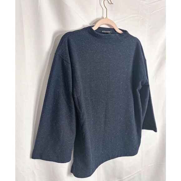 Banana Republic Sweater - Picture 3 of 14